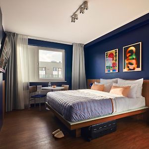 Medium Kamer met een King Size Bed